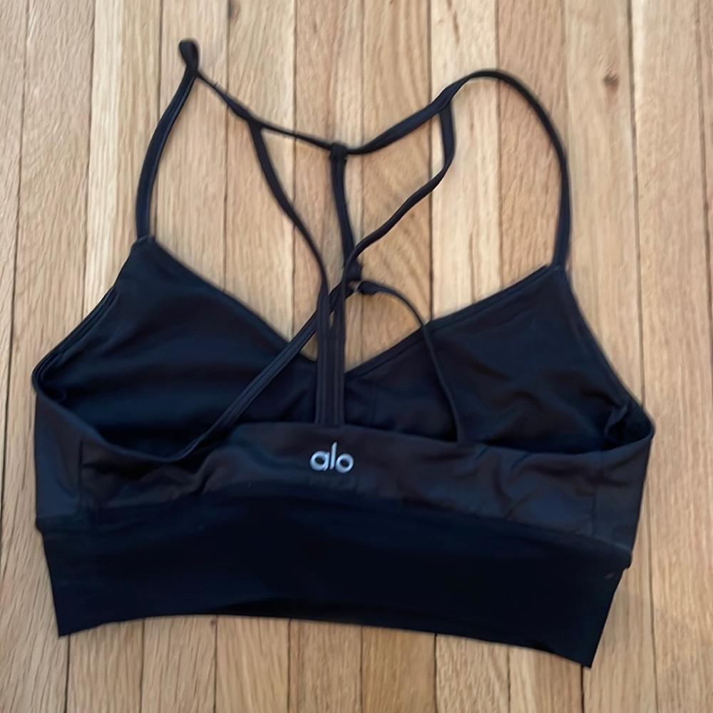 Alo Yoga Black Sports bra. Size XS/S